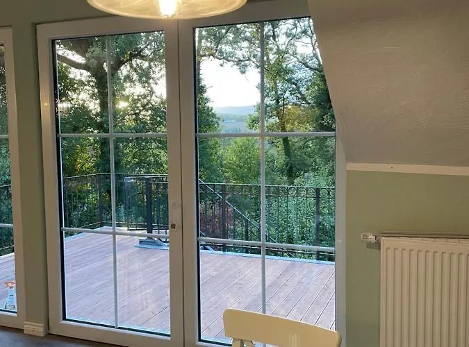 Neue Im Alten Forsthaus * Рюдесхайм-на-Рейне