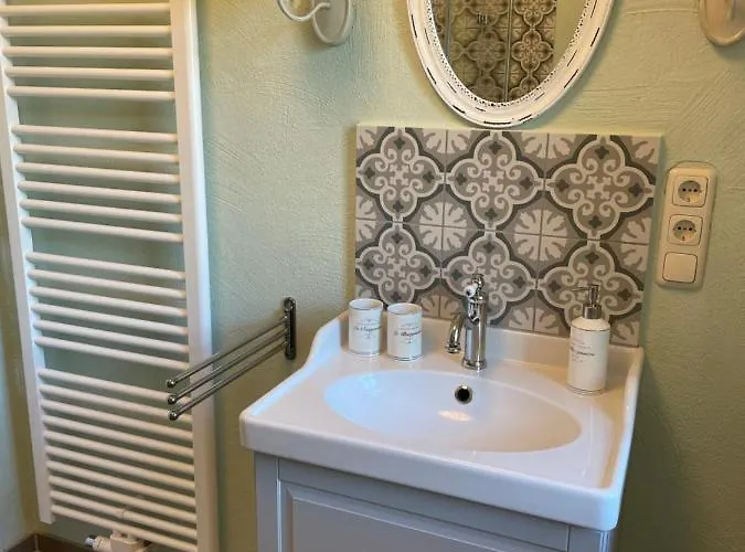 Neue Im Alten Forsthaus Рюдесхайм-на-Рейне